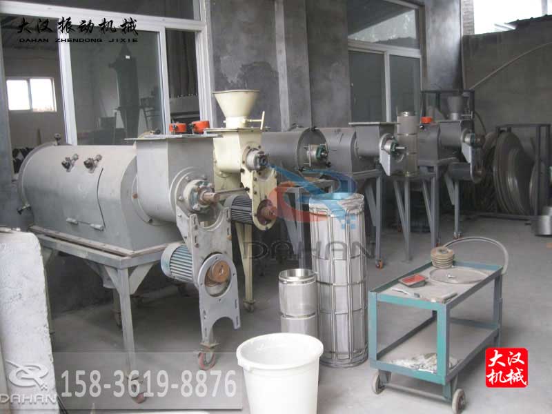 <a href='http://www.ping2world.cn/list_1_1.html' target='_blank'><u>Y</u></a>ۙC